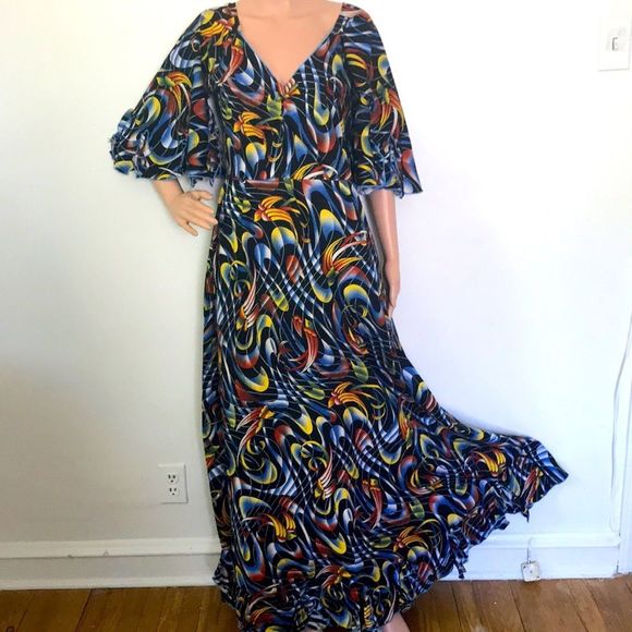 Ethnic Bird Print Maxi Dress with Flutter Sleeves - Picture 7 of 17